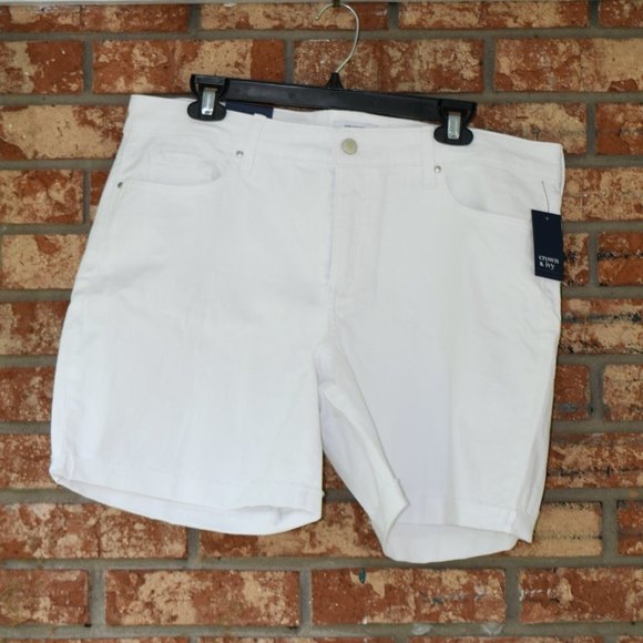 Crown & Ivy Pants - CROWN & Ivy Denim Shorts